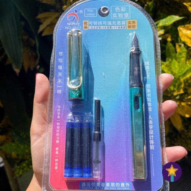Fountain Pen with Refill - Image 2